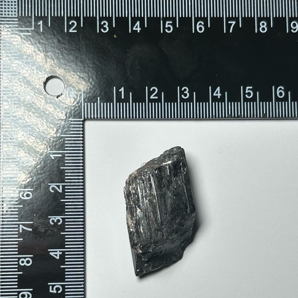 Raw Black Tourmaline - Picture 3 of 3